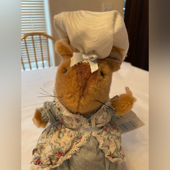 Vintage Beatrix Potter Peter Rabbit Lady Mouse Plush by Eden Toys - Picture 2 of 9